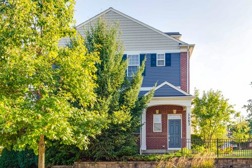 3253 Coral Ln, Glenview, IL, 60026-6804 | Card Image