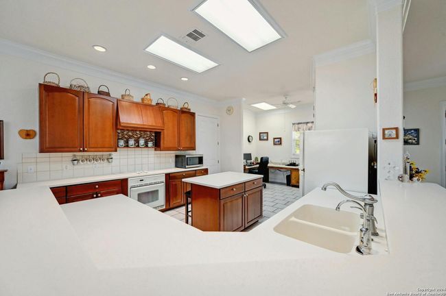 286 Thoroughbred Ln, House other with 3 bedrooms, 2 bathrooms and null parking in Spring Branch TX | Image 8