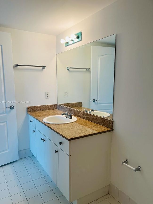 APT-802 - 60 Nw 37 Th Ave, Condo with 2 bedrooms, 2 bathrooms and null parking in Miami FL | Image 7