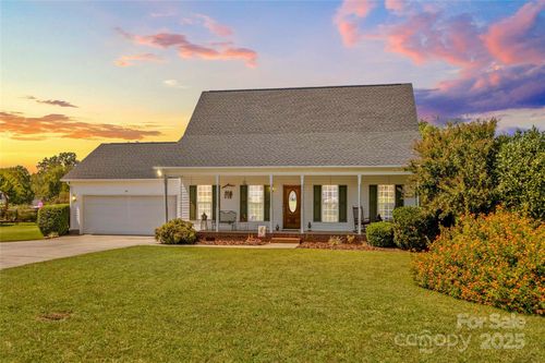 107 Chasse Ct, Cleveland, NC, 27013-8295 | Card Image