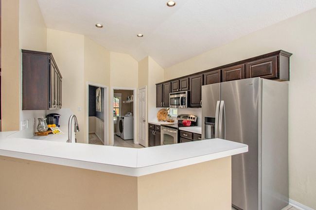 3702 Walden Dr, House other with 3 bedrooms, 2 bathrooms and 2 parking in Pearland TX | Image 11