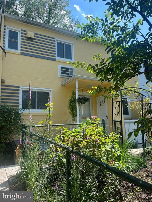 2 Southway, GREENBELT, MD, 20770-7798 | Card Image