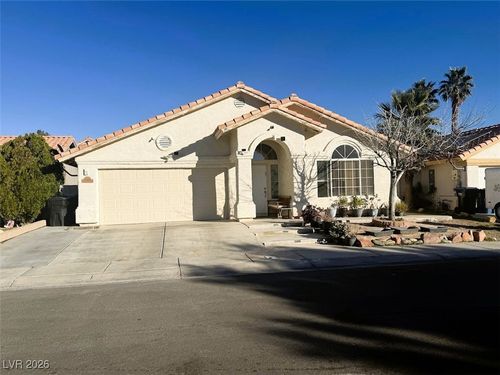 4944 Camino Del Santo Pkwy, North Las Vegas, NV, 89031-5504 | Card Image