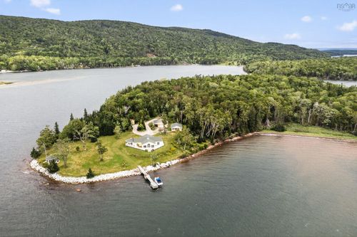 364 6012th Rd, Marble Mountain, NS, B0E3K0 | Card Image