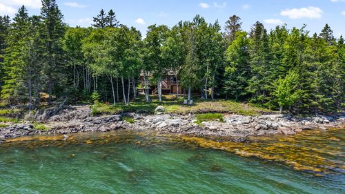 524 Rays Point Rd, Milbridge, ME, 04658-3232 | Card Image