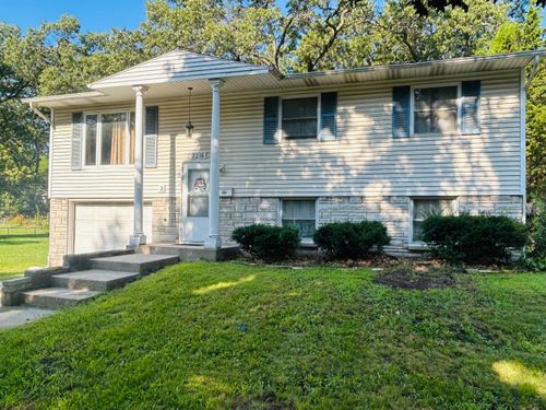 2216 Vermillion St, Gary, IN, 46405-2509 | Card Image