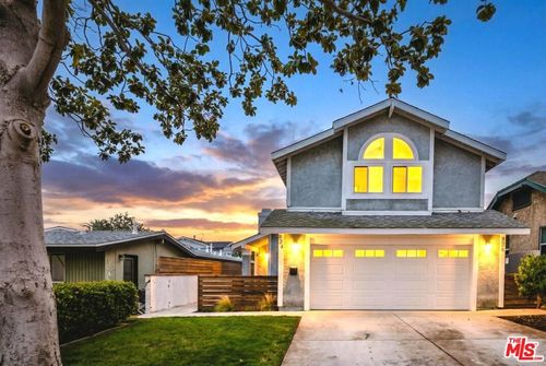 824 Amapola Ave, Torrance, CA, 90501 | Card Image