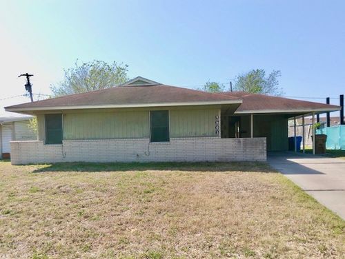 4605 Branscomb Dr, Corpus Christi, TX, 78411-2812 | Card Image