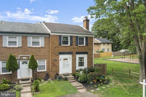 14710 Bentley Sq, CENTREVILLE, VA, 20120-1821 | Card Image