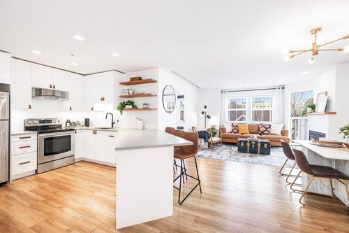 ph10-1702 56 St, Delta, BC, V4L2P5 | Card Image