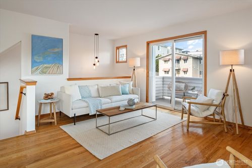 2601 Nw 59th St, Seattle, WA, 98107-3254 | Card Image