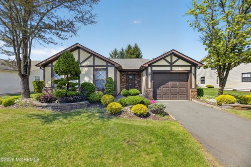 25 Hansom Ln, Marlboro, NJ, 07746-1756 | Card Image