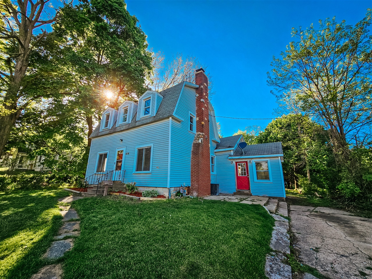 Chicago St, Jonesville, MI 49250