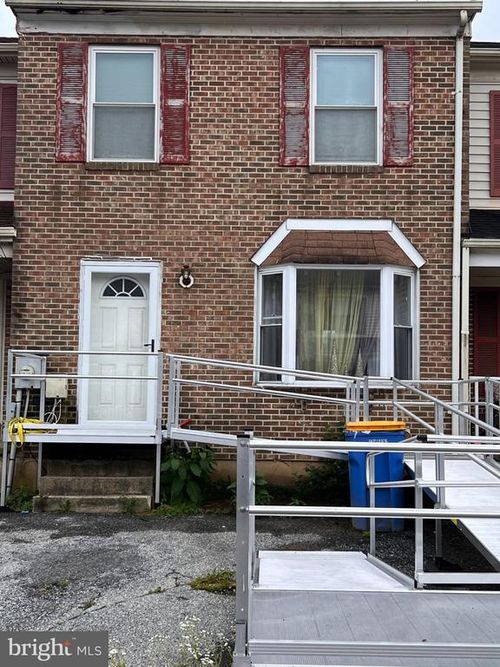 12 Heather Ln, NEW CASTLE, DE, 19720-6516 | Card Image