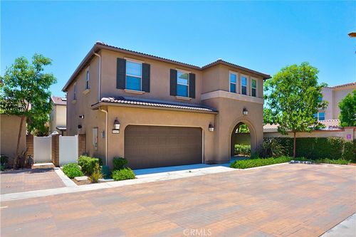 30405 Village Terrace Dr, Menifee, CA, 92584-6830 | Card Image