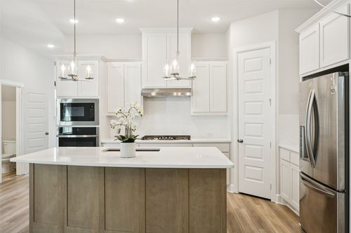 8841 Redding St, North Richland Hills, TX, 76180-1408 | Card Image