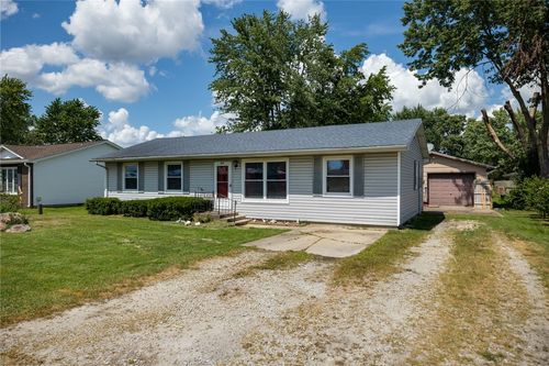 206 W Jaycee Ave, Effingham, IL, 62401-2925 | Card Image