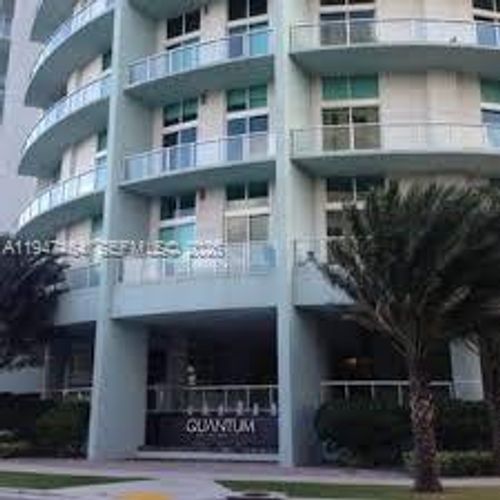 apt-2510-1900 N Bayshore Dr, Miami, FL, 33132-3013 | Card Image