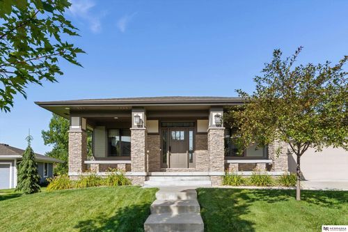 6919 Wildrye Rd, Lincoln, NE, 68521-9059 | Card Image