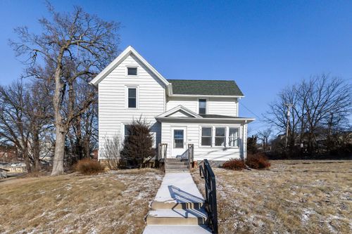 280 E Pine Street, PLATTEVILLE, WI, 53818 | Card Image