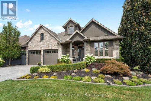 2 Tulip Tree Road, Niagara-on-the-Lake (St. Davids), ON, L0S1J0 | Card Image