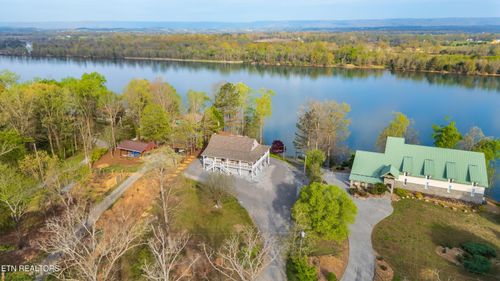 325 Russell Ln, Decatur, TN, 37322-8210 | Card Image