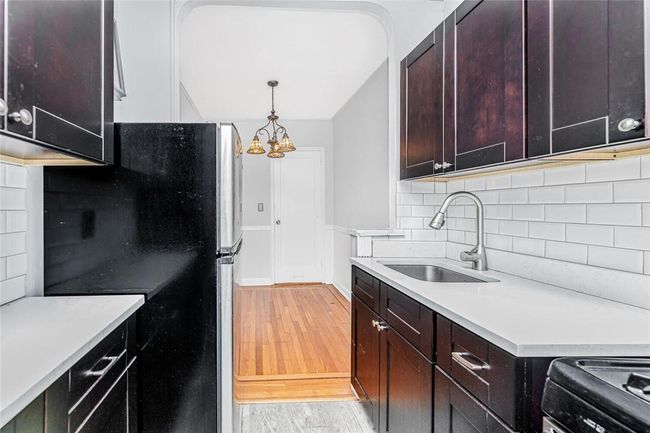 APT-1A - 44 Parkway N, Home with 1 bedrooms, 1 bathrooms and null parking in Yonkers NY | Image 4