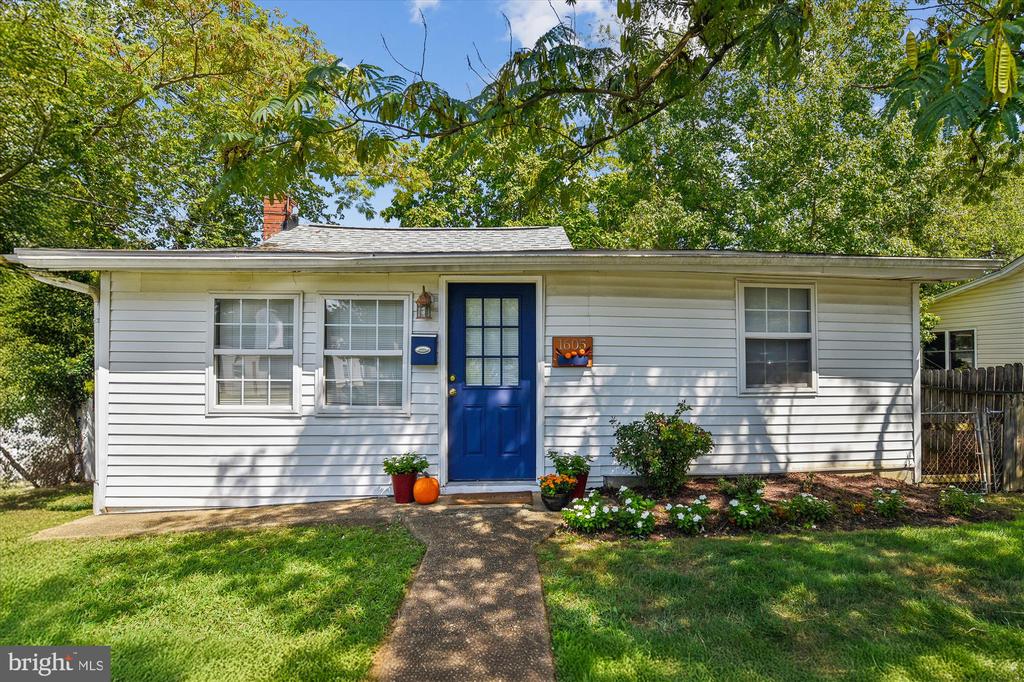 Oldtown Rd, Edgewater, MD 21037
