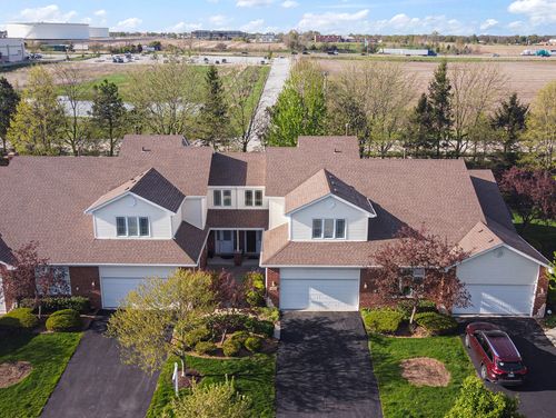 10802 Canterbury Dr, Mokena, IL, 60448-1090 | Card Image