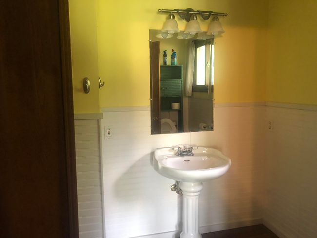 10233 N 10 Th St, House other with 6 bedrooms, 3 bathrooms and null parking in Plainwell MI | Image 45