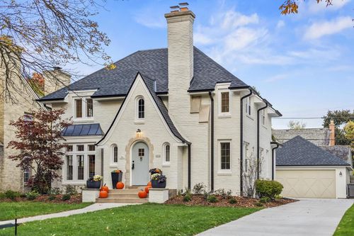 6054 N Bay Ridge Avenue, Whitefish Bay, WI, 53217 | Card Image