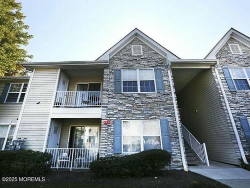 430 Wedgewood Cir, Belford, NJ, 07718-2303 | Card Image
