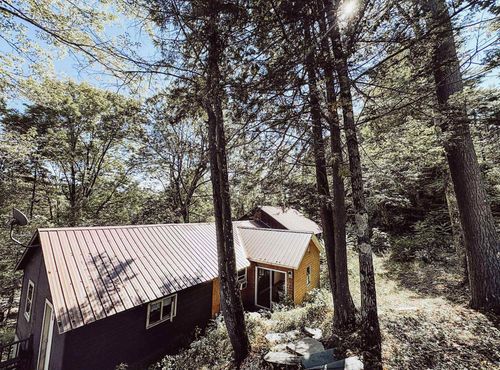 48 Legion Rd, Newfane, VT, 05345-9661 | Card Image