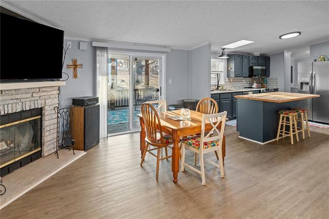 24761 Willow Branch Rd, House other with 3 bedrooms, 2 bathrooms and null parking in Flemington MO | Image 8