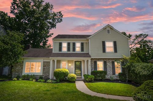 7813 Meadowcreek Drive, Cincinnati, OH, 45244 | Card Image