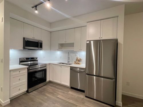 509-8509 158 St, Surrey, BC, V4N6Y6 | Card Image
