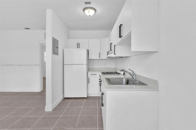 750 84 Th St, Home with 0 bedrooms, 0 bathrooms and null parking in MIAMI BEACH FL | Image 12
