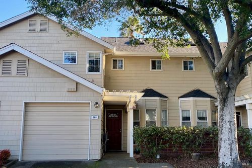 269 Hidden Creek Ct, Martinez, CA, 94553-6805 | Card Image