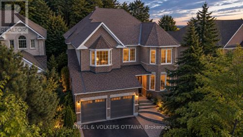 8 Glenrill Pl, Kanata, ON, K2M2T6 | Card Image