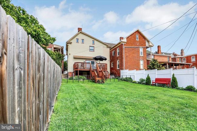 70 N Main St, House other with 3 bedrooms, 2 bathrooms and null parking in SPRING GROVE PA | Image 28