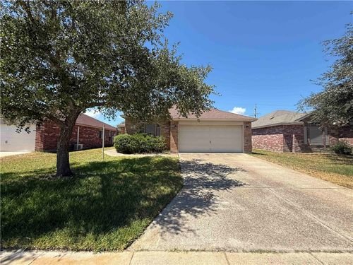 418 Oak Glen Dr, Aransas Pass, TX, 78336-4302 | Card Image