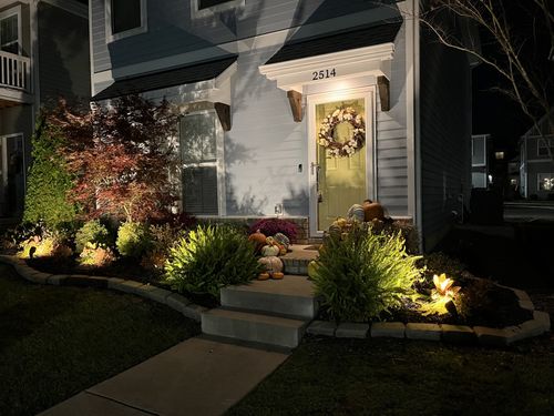 2514 Napa Valley Way, Columbia, TN, 38401-2985 | Card Image