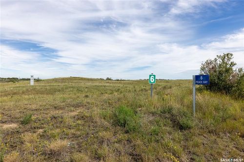 6 Peace Bay, Peace Point, SK, S7K4E2 | Card Image