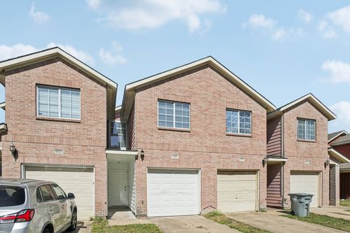 4021 Preferred Pl, Dallas, TX, 75237-2921 | Card Image