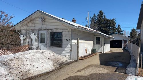 338 1st Avenue Nw, Preeceville, SK, S0A3B0 | Card Image