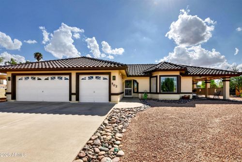 502 N Sierra Vista Dr, Wickenburg, AZ, 85390-3253 | Card Image