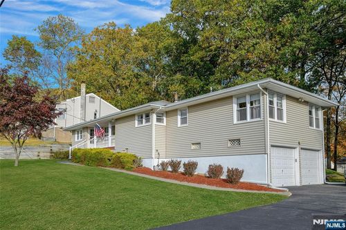 19 Algonquin Ave, ROCKAWAY, NJ, 07866-1003 | Card Image