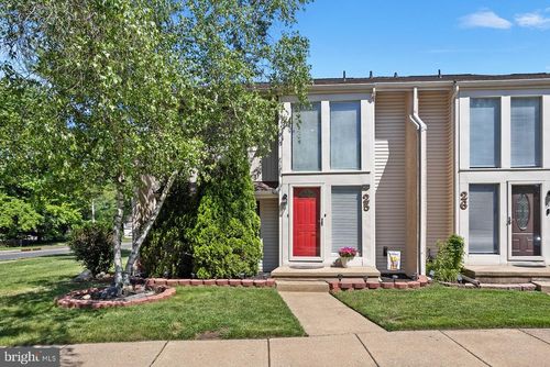 25 Viburnum Ln, MOUNT LAUREL, NJ, 08054-2532 | Card Image