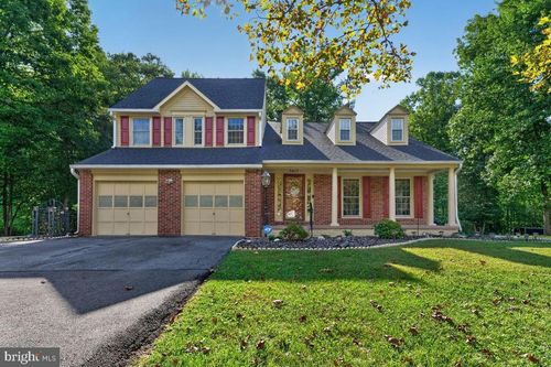 7407 Lake Glen Dr, GLENN DALE, MD, 20769-2000 | Card Image