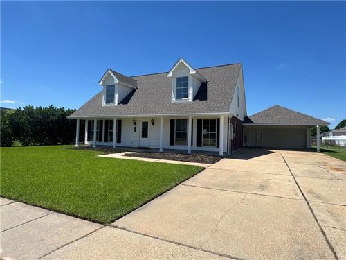 735 N Magnolia St, Gramercy, LA, 70052-3647 | Card Image